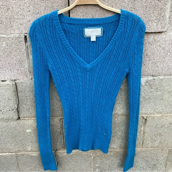 Y2K American Eagle Sweater Womens Medium Slim Blue Cable Knit Schoolgirl Preppy - Picture 1 of 5